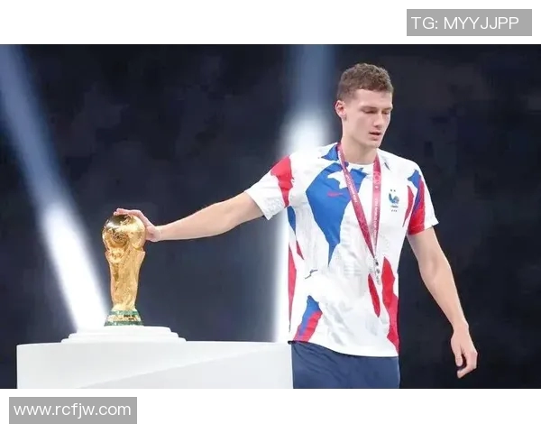 全球足球明星及其职位排名全面解析与最新动态分享